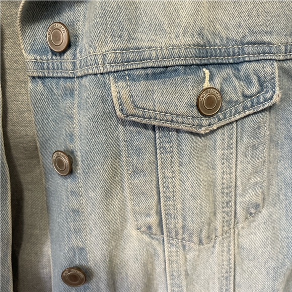Faded Ombre Distressed Denim Jean Jacket - Picture 5 of 6